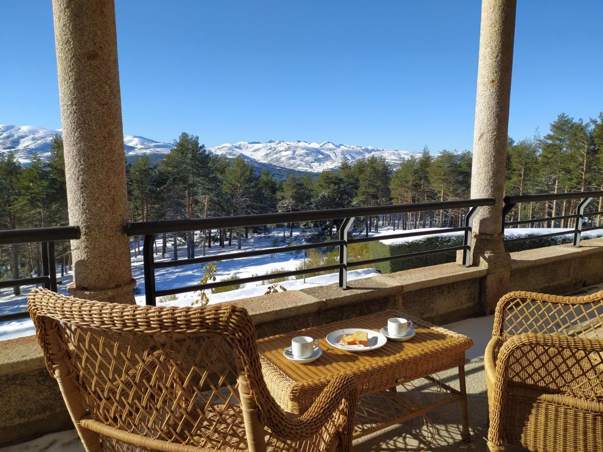 Parador De Gredos Navarredonda de Gredos Zewnętrze zdjęcie