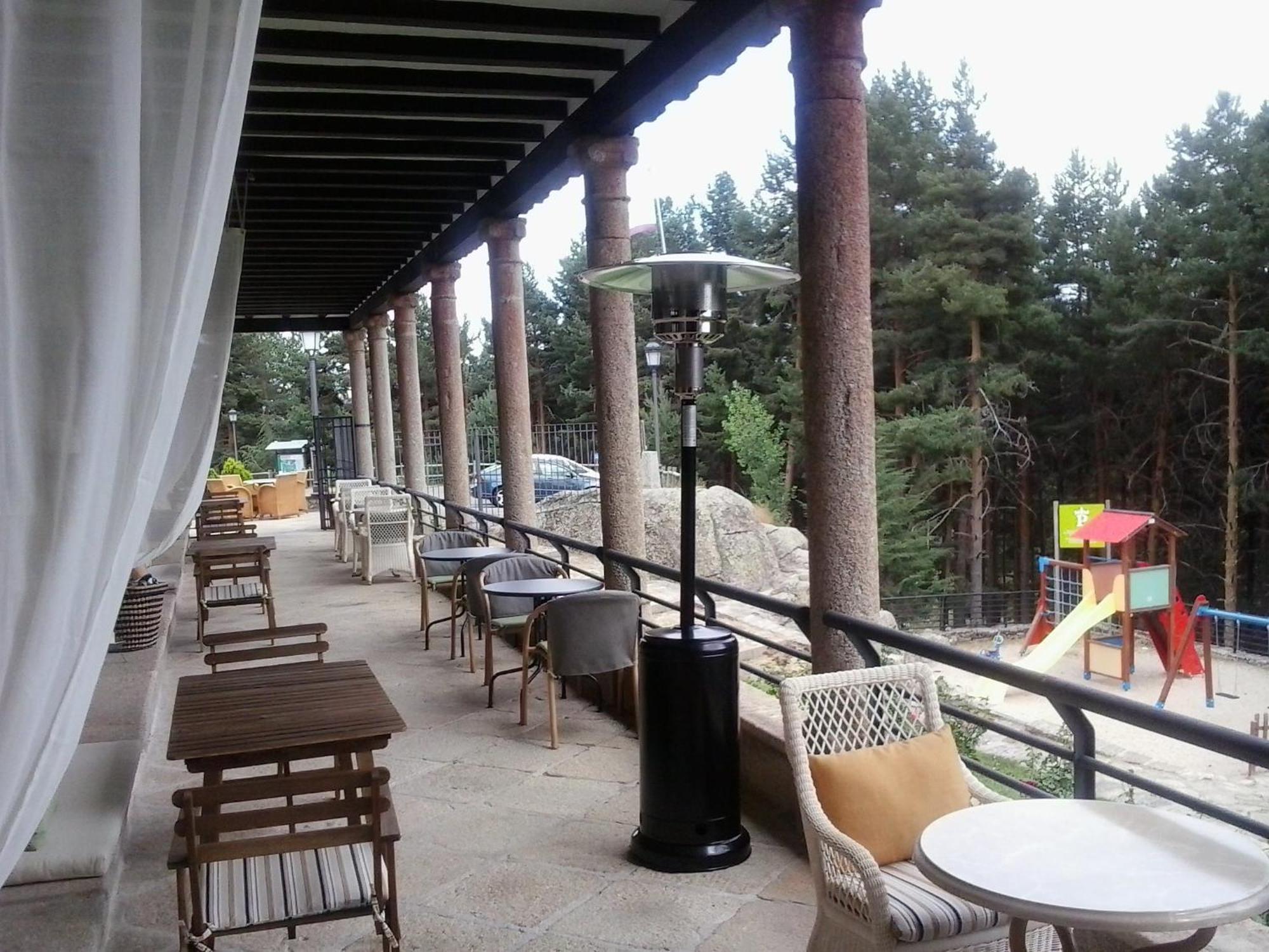 Parador De Gredos Navarredonda de Gredos Zewnętrze zdjęcie