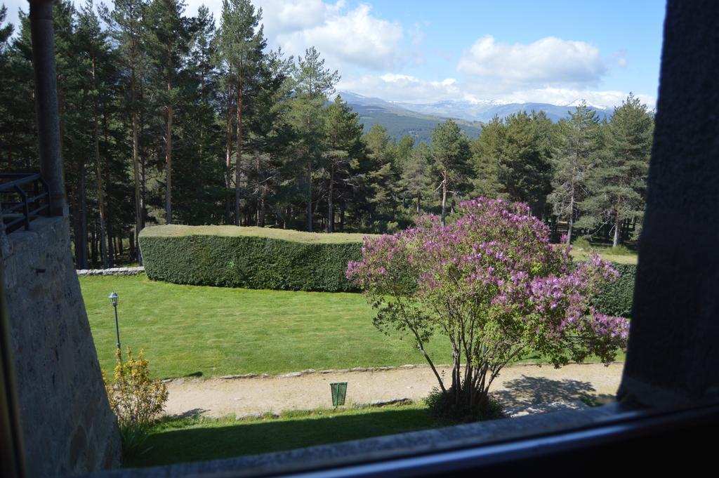 Parador De Gredos Navarredonda de Gredos Zewnętrze zdjęcie